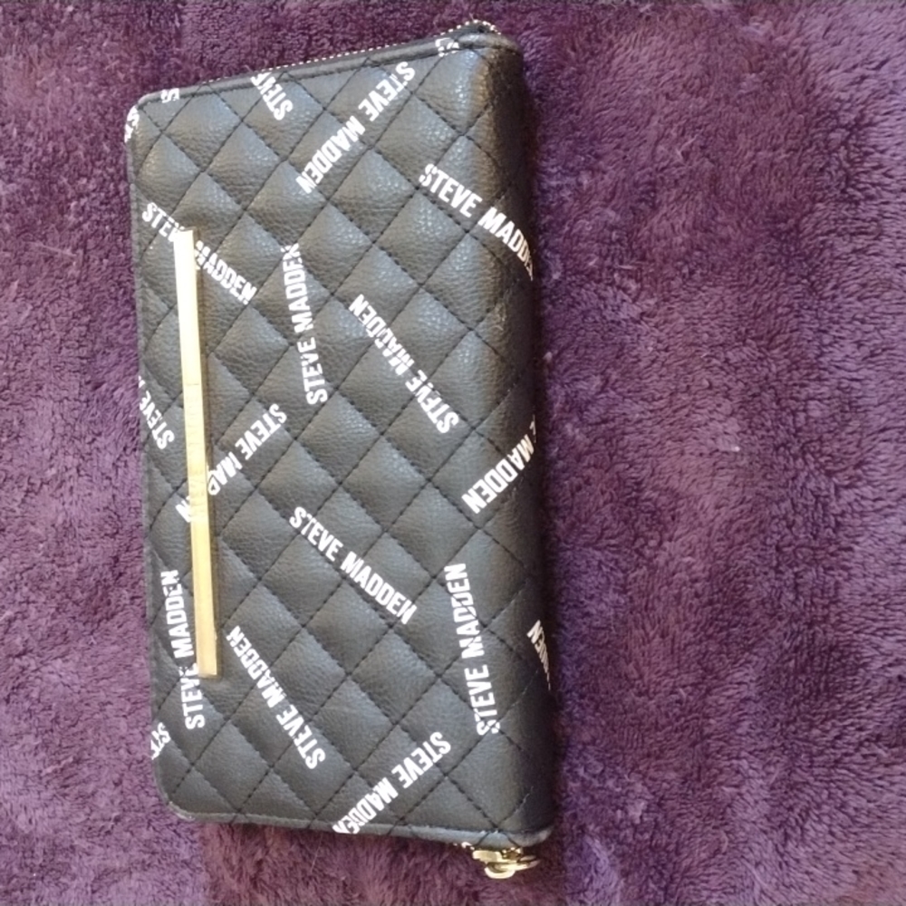 Steve Madden wallet
